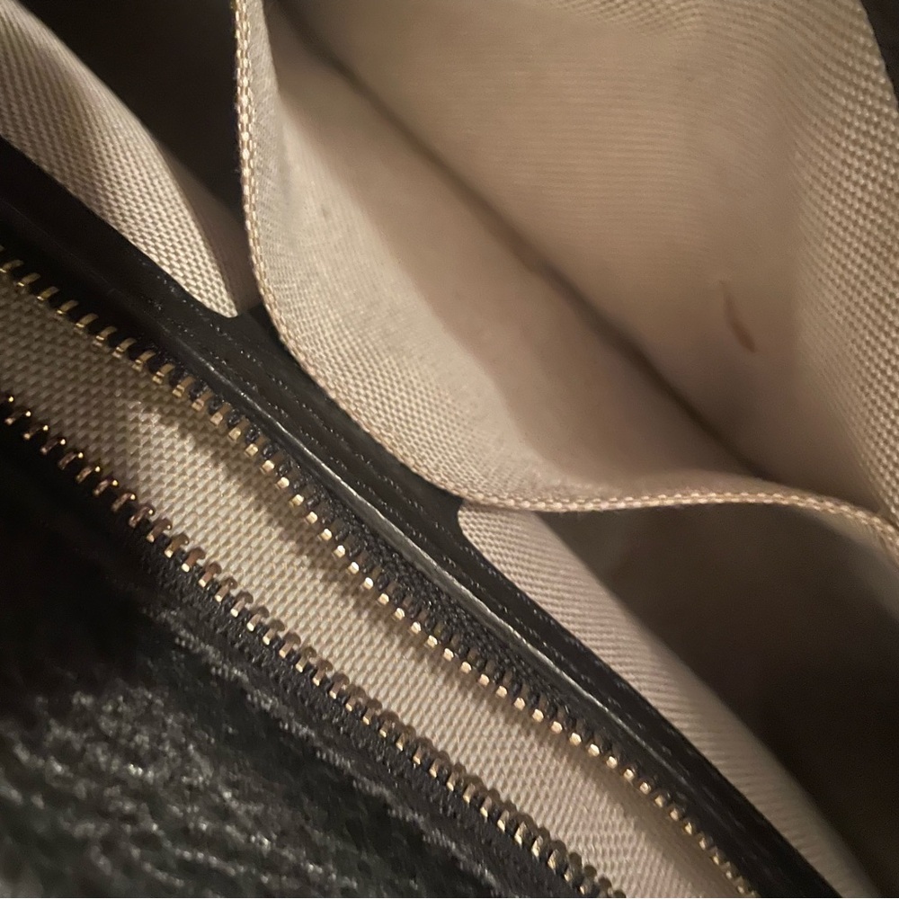 Gucci Black Leather Crossbody Bag - Picture 15 of 16